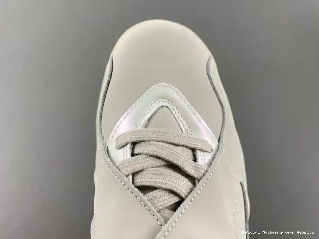 Official Maikesneakers Jordan 8 Retro Champagne 832821-030 0526